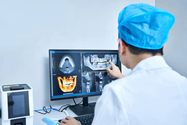 Best Emergency Care for Gum Disease in Northwest Harbor, NY